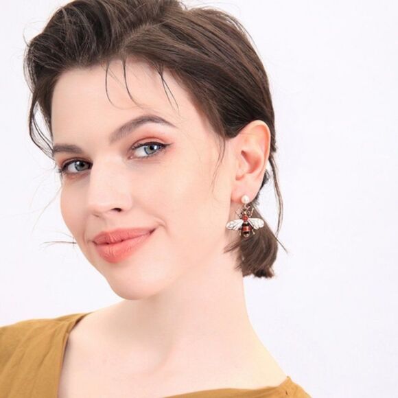 Red Enamel Glaze Bumble Bee Pearl Crystal Gold Statement Dangle Earrings - Picture 2 of 8